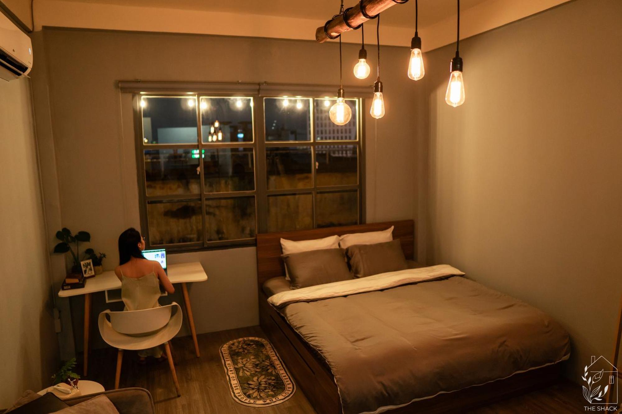 The Shack - Near Ben Thanh Market Apartment